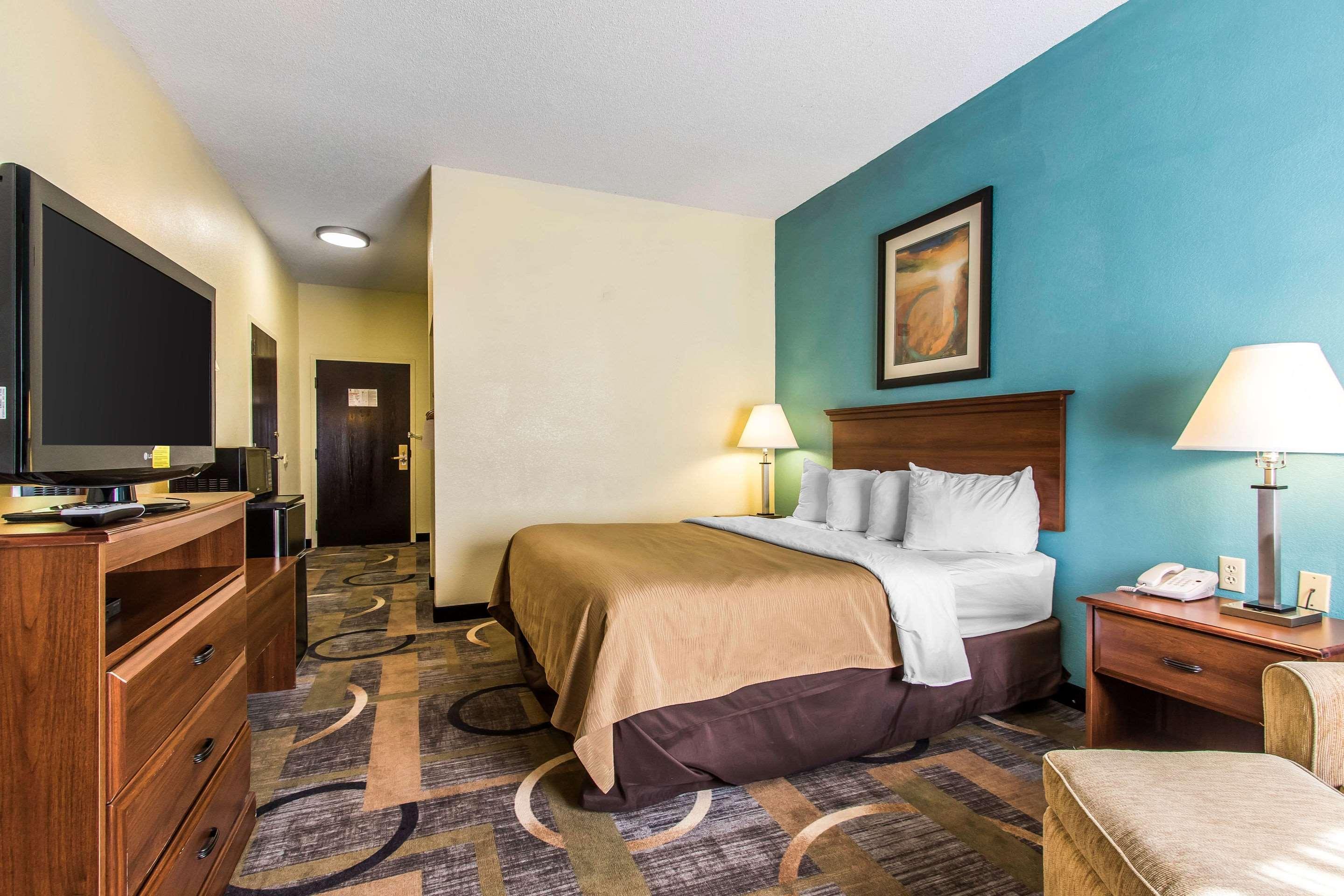 Quality Inn & Suites Memphis East Εξωτερικό φωτογραφία