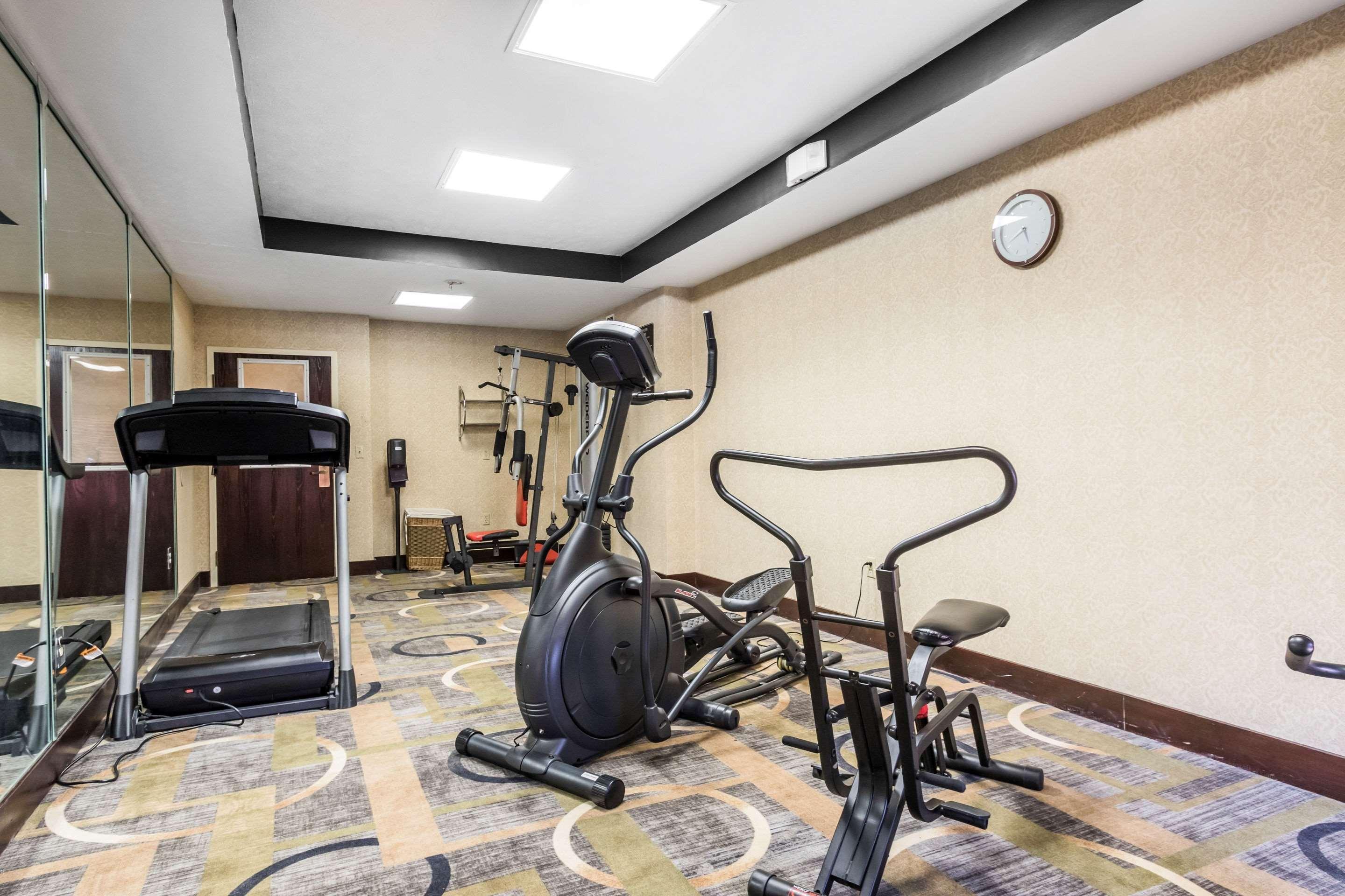 Quality Inn & Suites Memphis East Εξωτερικό φωτογραφία