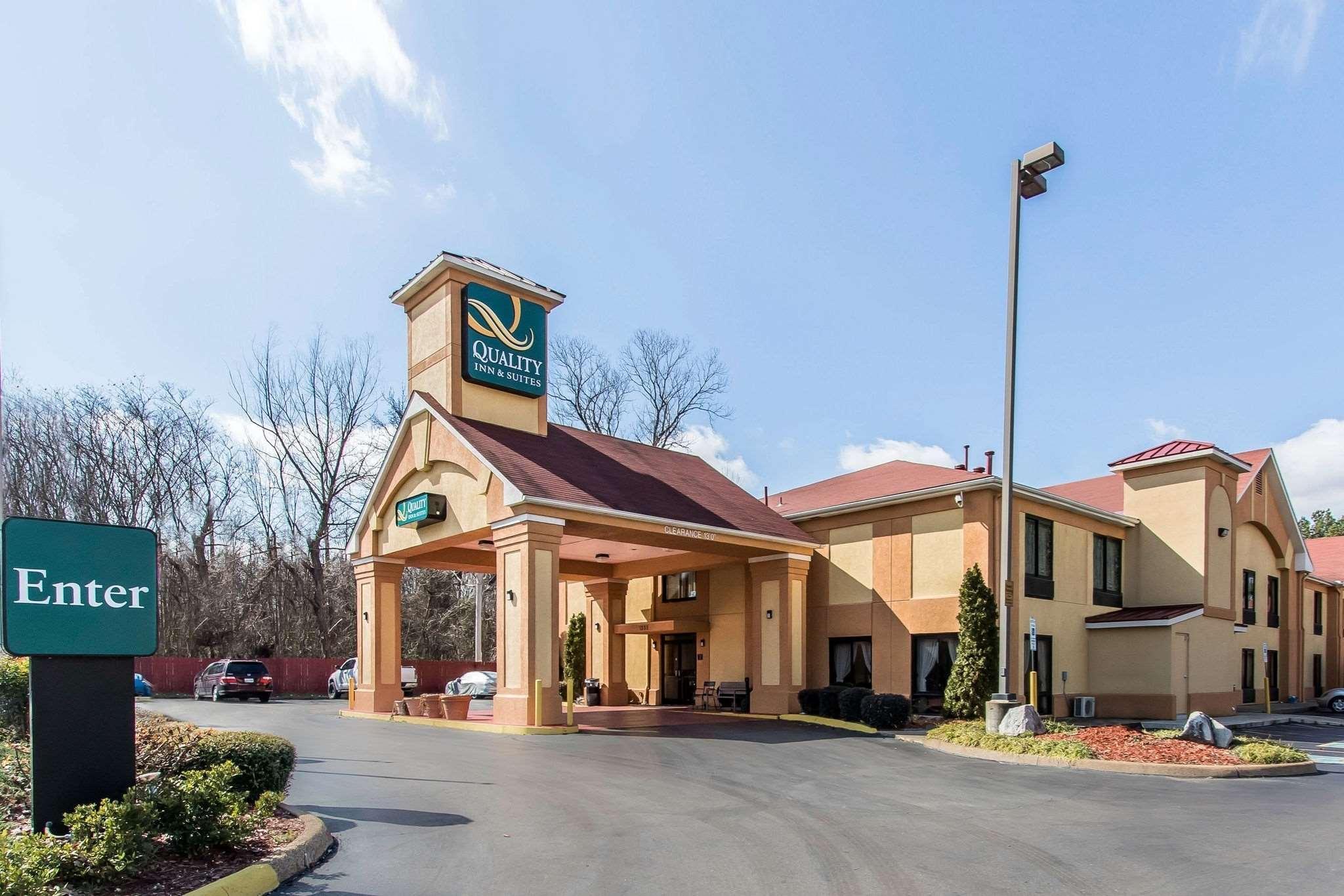 Quality Inn & Suites Memphis East Εξωτερικό φωτογραφία