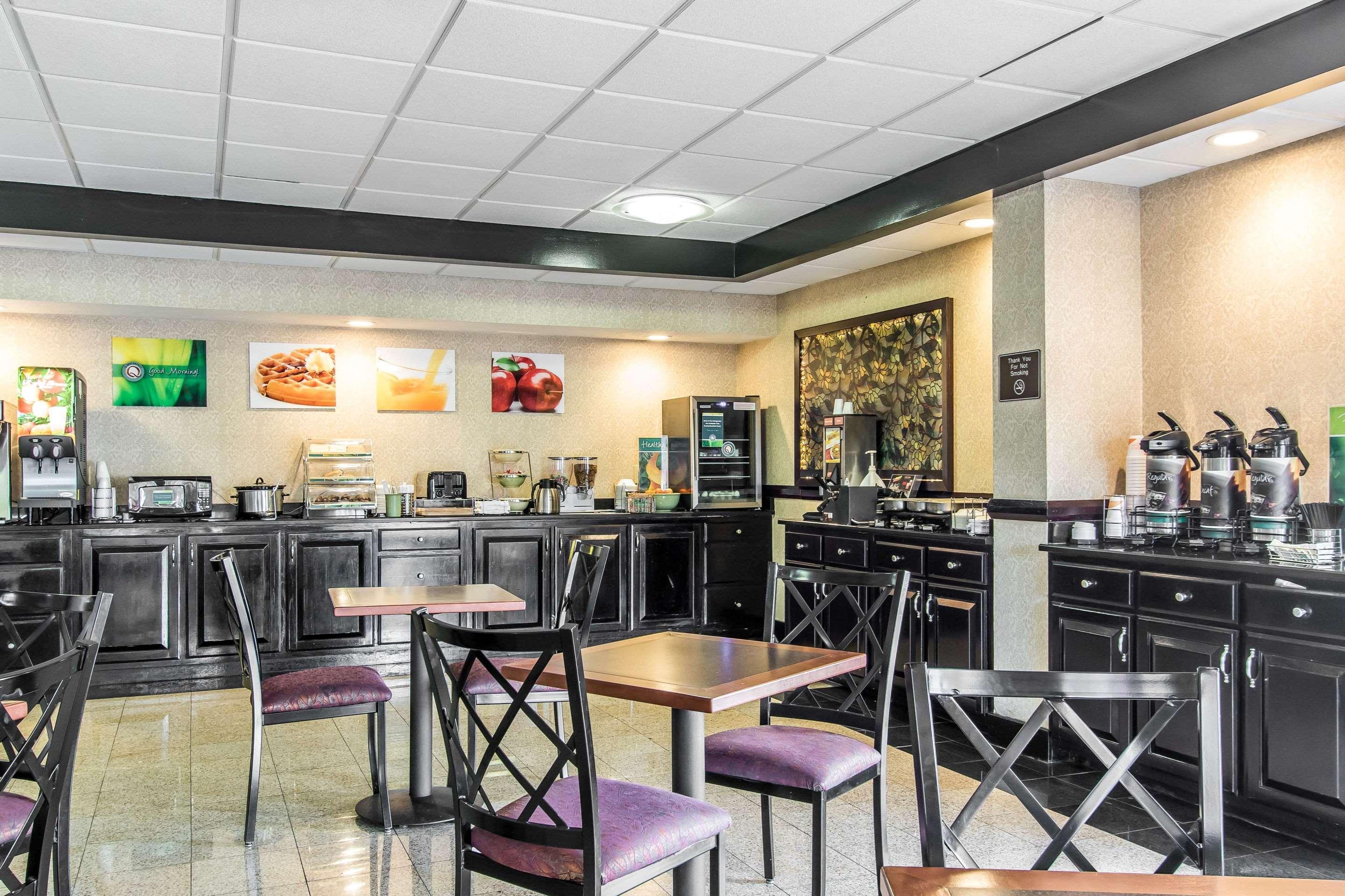 Quality Inn & Suites Memphis East Εξωτερικό φωτογραφία